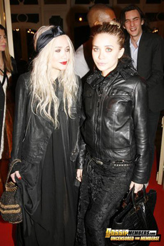 Olsen Twins In Glamorous And Paparazzi Photos
