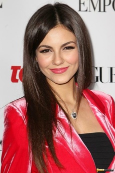 Victoria Justice Looking Uber Hot At An Event In Hollywood