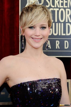 Jennifer Lawrence In Strapless Gown At The 2014 Sag Awards