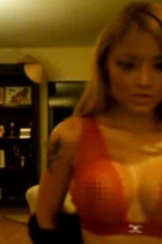 Leighton Meester&#039,S Titty And Pussy Photos Get Leaked Online And Tila Tequila Strips Sitting On A Couch