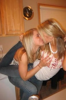 Awesome Ex Girlfriends Having Sex
