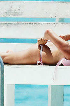 Rachel Hunter Topless In A Little Bikini